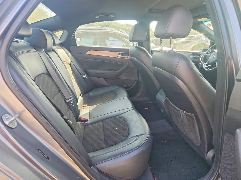 59196626 :رقم المزاد ، 5NPE34AF1JH631951 vin ، 2018 Hyundai Sonata مزاد بيع