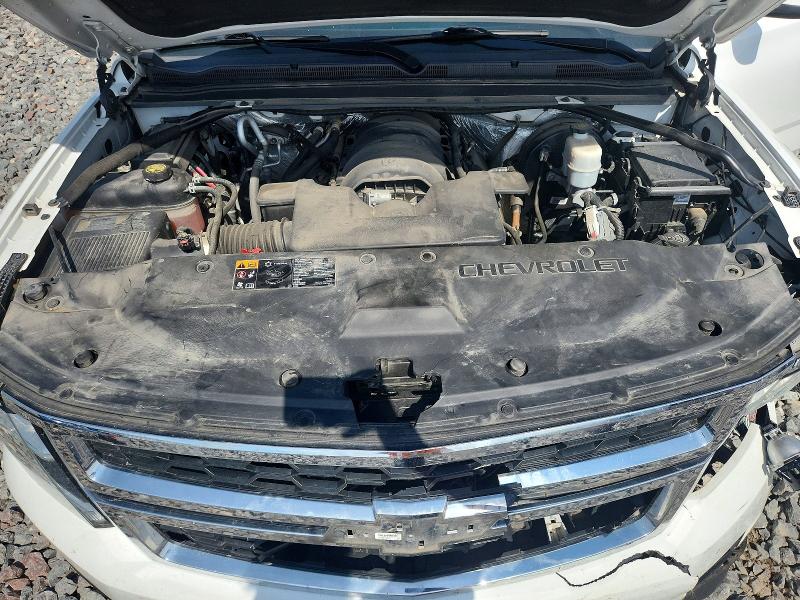 60735936 :رقم المزاد ، 1GNSKHKC8GR317479 vin ، 2016 Chevrolet Suburban مزاد بيع