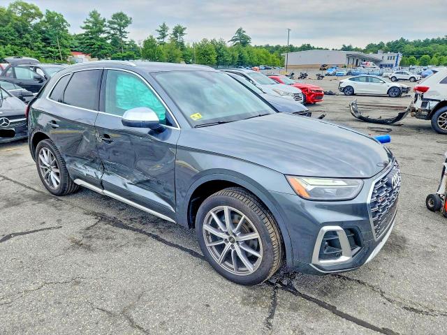 61792456 :رقم المزاد ، WA1A4AFY4N2100930 vin ، 2022 Audi Sq5 مزاد بيع