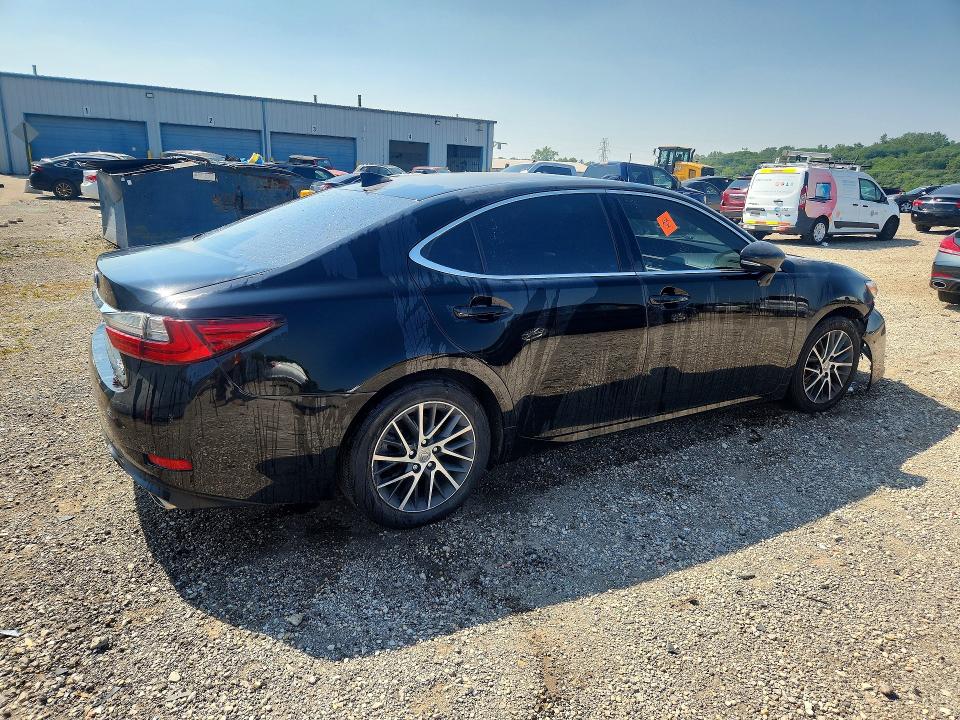 Продажа на аукционе авто 2018 Lexus Es, vin: 58ABK1GG0JU088512, номер лота: 60778366