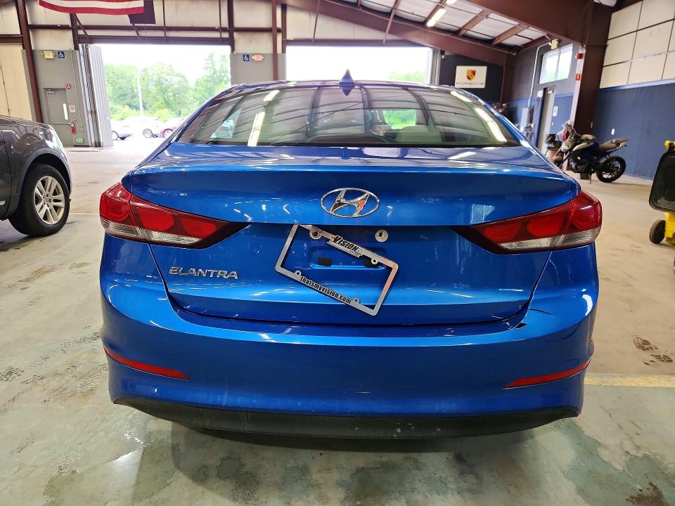 2017 Hyundai Elantra მანქანა იყიდება აუქციონზე, vin: 5NPD84LF9HH020263, აუქციონის ნომერი: 63178696