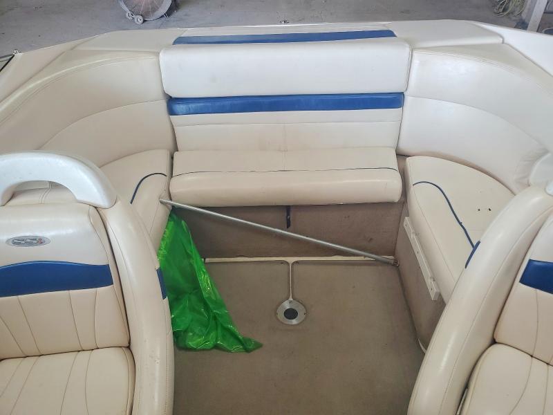 2000 Chaparral 240ssi მანქანა იყიდება აუქციონზე, vin: FGBG3332F000, აუქციონის ნომერი: 60748536