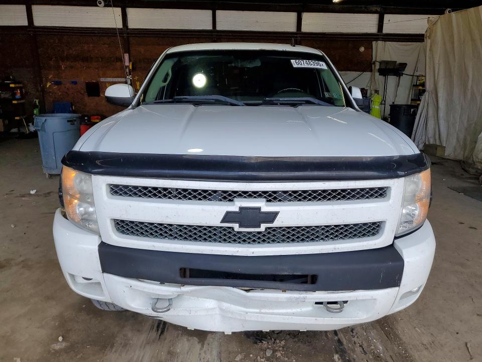 Продажа на аукционе авто 2011 Chevrolet Silverado, vin: 1GCRKSE32BZ375838, номер лота: 60748396