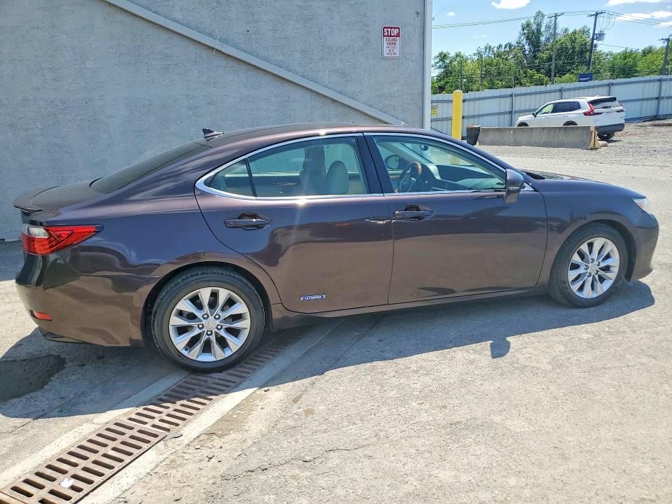 2013 Lexus Es მანქანა იყიდება აუქციონზე, vin: JTHBW1GGXD2004730, აუქციონის ნომერი: 62621336