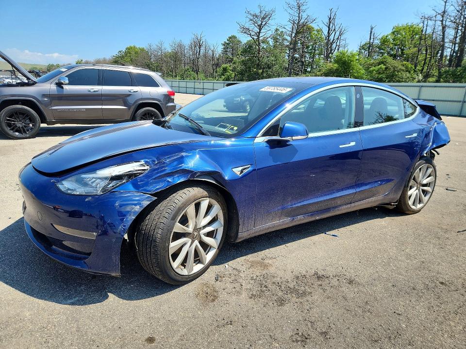 Продаж на аукціоні авто 2018 Tesla Model 3, vin: 5YJ3E1EBXJF116047, номер лоту: 59785446