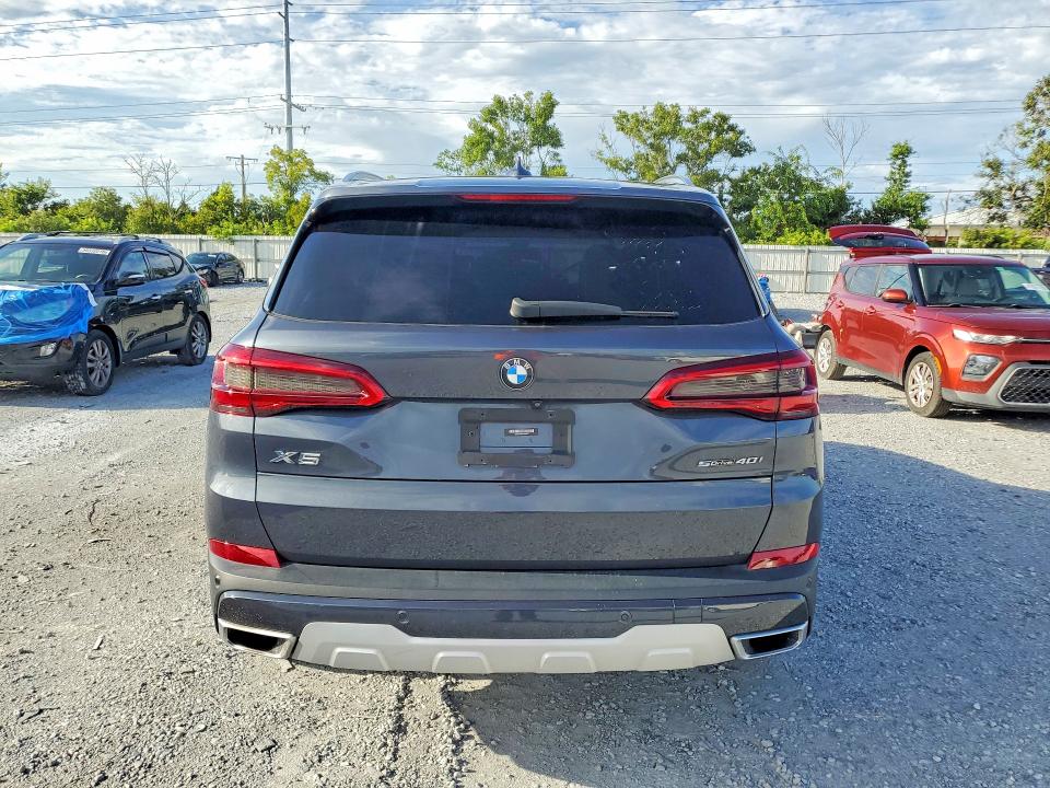 59627596 :رقم المزاد ، 5UXCR4C00L9B60452 vin ، 2020 Bmw X5 مزاد بيع