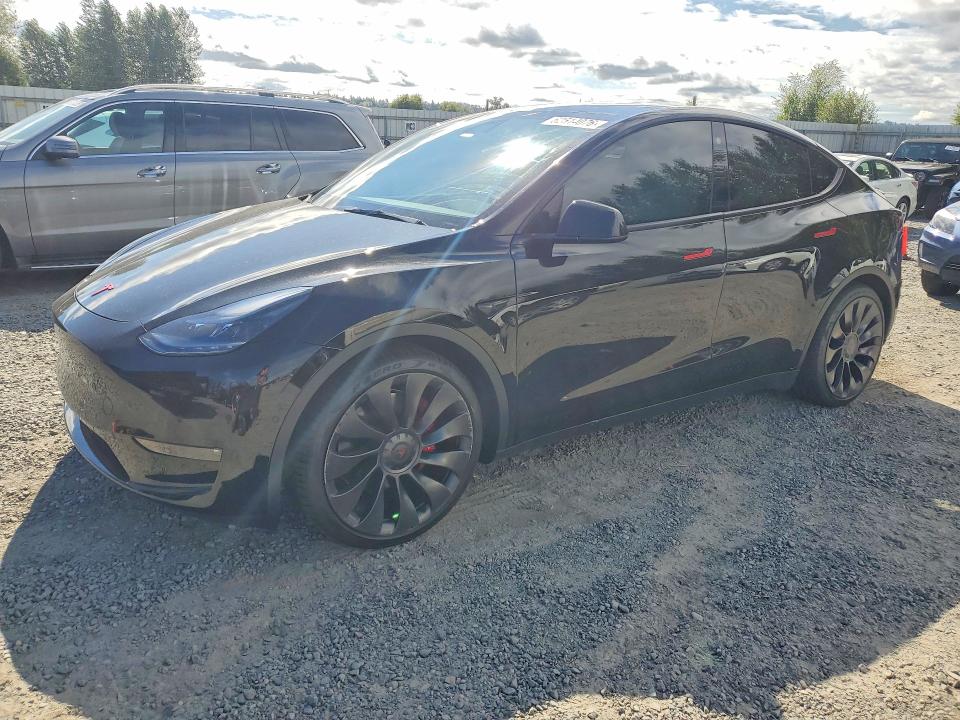Продажа на аукционе авто 2021 Tesla Model Y, vin: 5YJYGDEF2MF270423, номер лота: 62514076