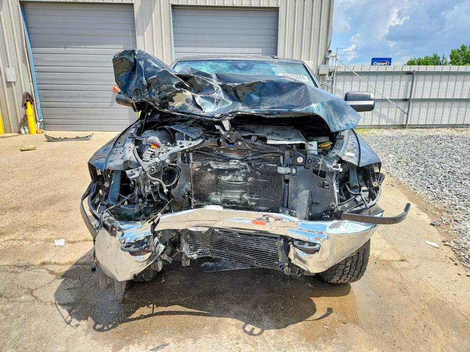 Продажа на аукционе авто 2015 Ram 2500, vin: 3C6UR5CL9FG655795, номер лота: 60175566