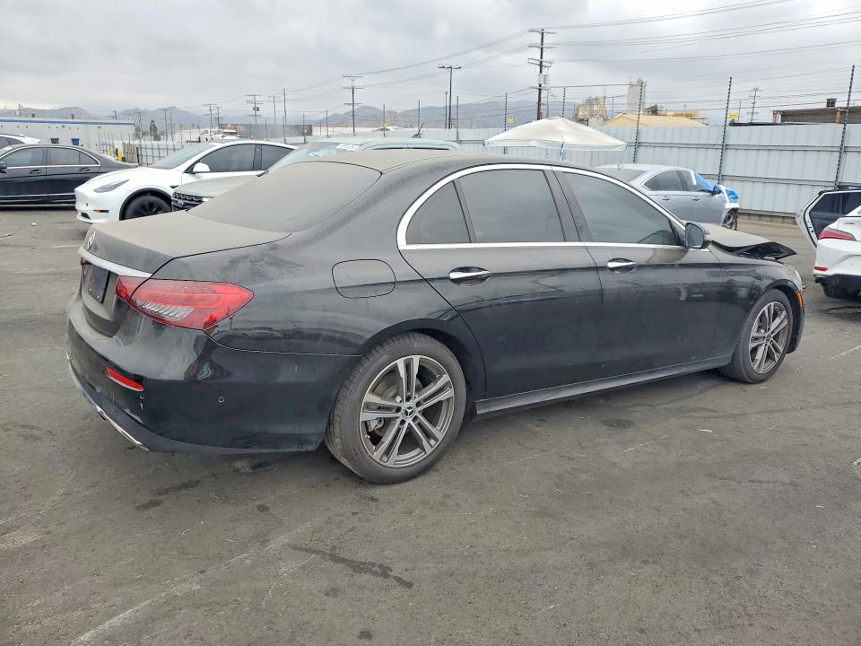 2021 Mercedes-benz E მანქანა იყიდება აუქციონზე, vin: W1KZF8DB6MB002237, აუქციონის ნომერი: 59375746