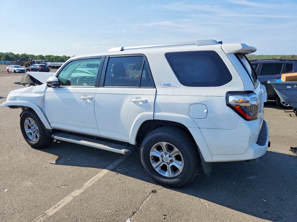 Продаж на аукціоні авто 2018 Toyota 4runner, vin: JTEBU5JR4J5588282, номер лоту: 62528266