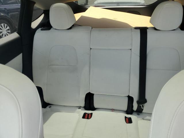 60769956 :رقم المزاد ، 7SAYGDEFXNF335796 vin ، 2022 Tesla Model Y مزاد بيع