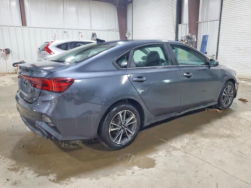 60935846 :رقم المزاد ، 3KPF24AD2PE662970 vin ، 2023 Kia Forte مزاد بيع