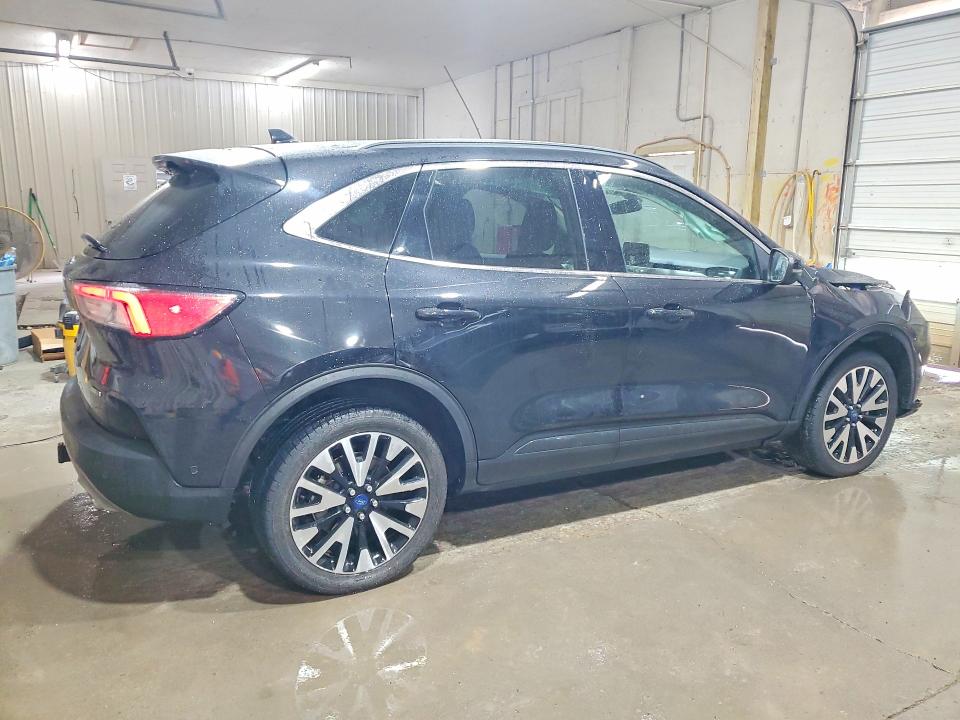 Продажа на аукционе авто 2020 Ford Escape, vin: 1FMCU9J97LUA80358, номер лота: 61247316