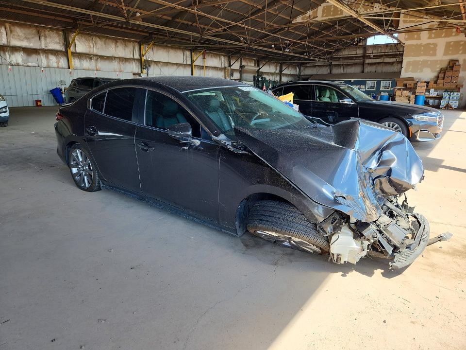 2019 Mazda 3 მანქანა იყიდება აუქციონზე, vin: 3MZBPADLXKM106581, აუქციონის ნომერი: 61751306