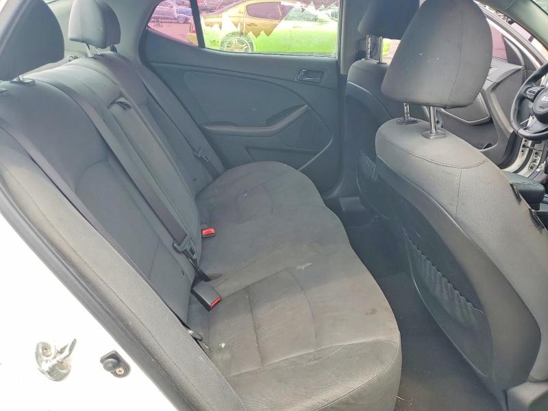 61132626 :رقم المزاد ، KNAGM4A75F5665006 vin ، 2015 Kia Optima مزاد بيع