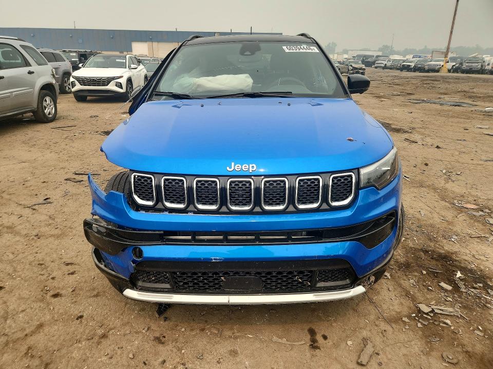 60394446 :رقم المزاد ، 3C4NJDCN7PT558099 vin ، 2023 Jeep Compass مزاد بيع