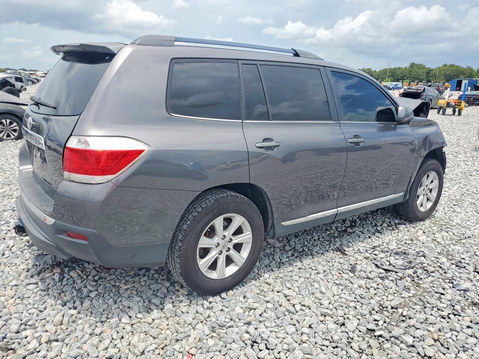 2013 Toyota Highlander მანქანა იყიდება აუქციონზე, vin: 5TDZK3EH3DS111226, აუქციონის ნომერი: 62632646