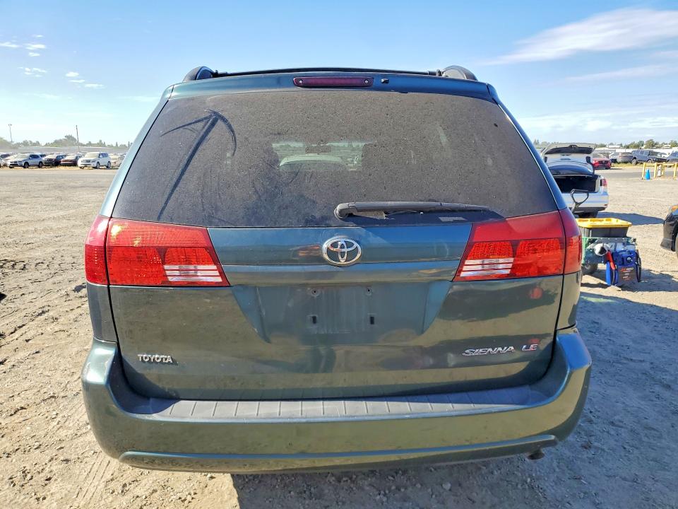 60628906 :رقم المزاد ، 5TDZA23C84S210287 vin ، 2004 Toyt Sienna مزاد بيع
