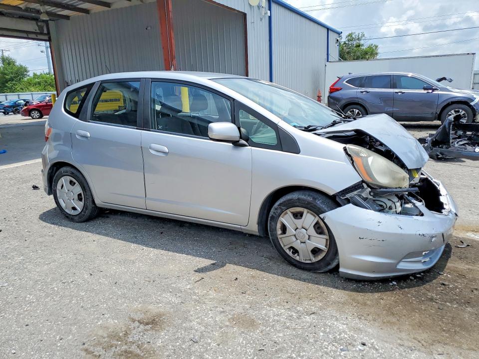 2013 Honda Fit მანქანა იყიდება აუქციონზე, vin: JHMGE8H35DC080895, აუქციონის ნომერი: 62845636