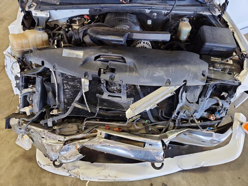 2002 Chevrolet Tahoe მანქანა იყიდება აუქციონზე, vin: 1GNEC13TX2R252210, აუქციონის ნომერი: 59303776