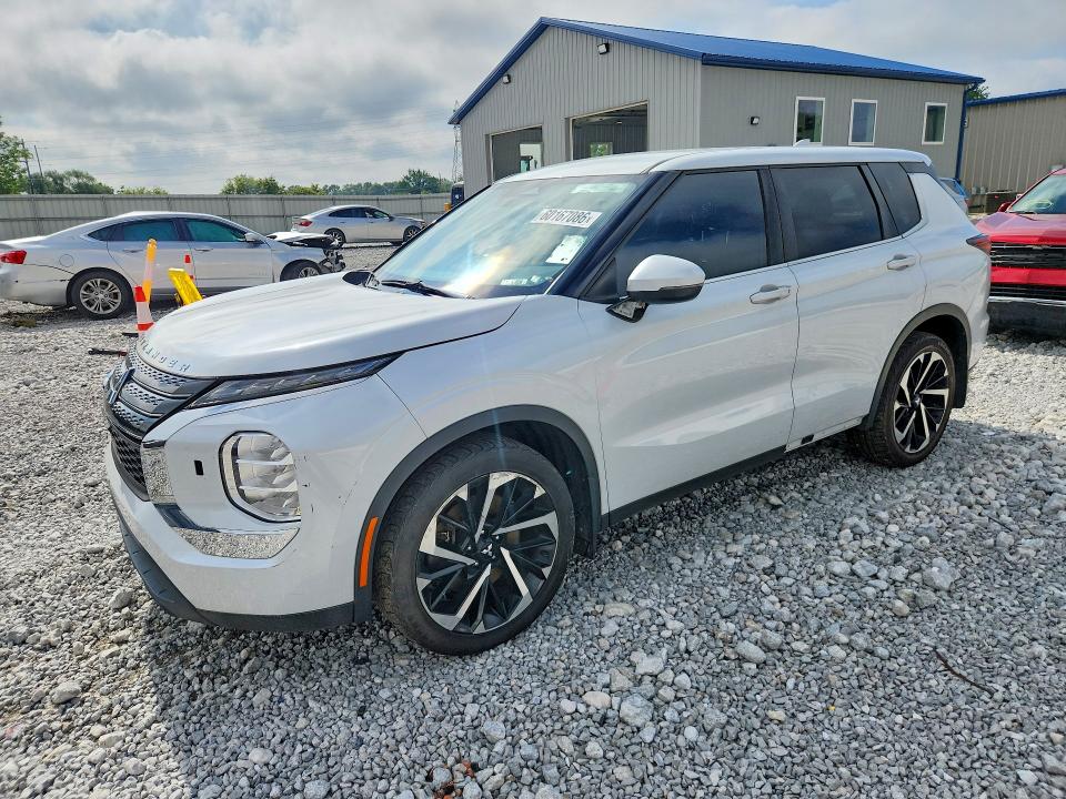 60167086 :رقم المزاد ، JA4J4TA84NZ019016 vin ، 2022 Mitsubishi Outlander مزاد بيع