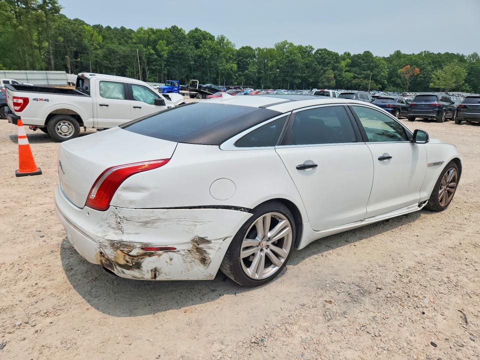 61144416 :رقم المزاد ، SAJWJ2GD8F8V88561 vin ، 2015 Jaguar Xjl مزاد بيع