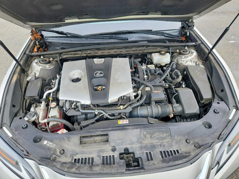 63312356 :رقم المزاد ، 58AB21B15KU004091 vin ، 2019 Lexus Es مزاد بيع