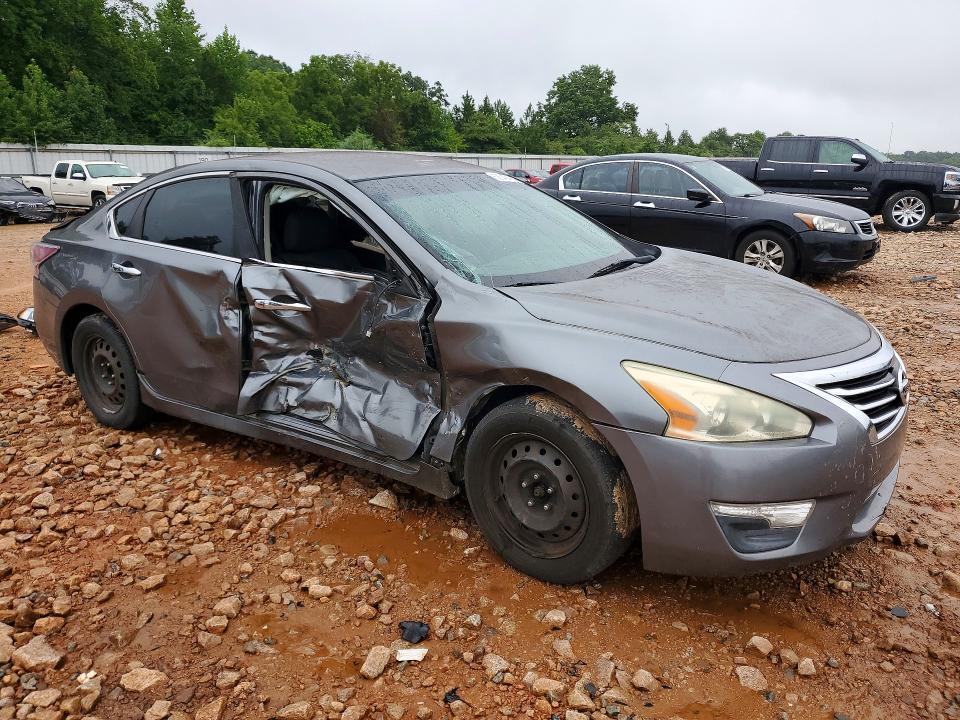 2015 Nissan Altima მანქანა იყიდება აუქციონზე, vin: 1N4AL3AP4FC272380, აუქციონის ნომერი: 62045496