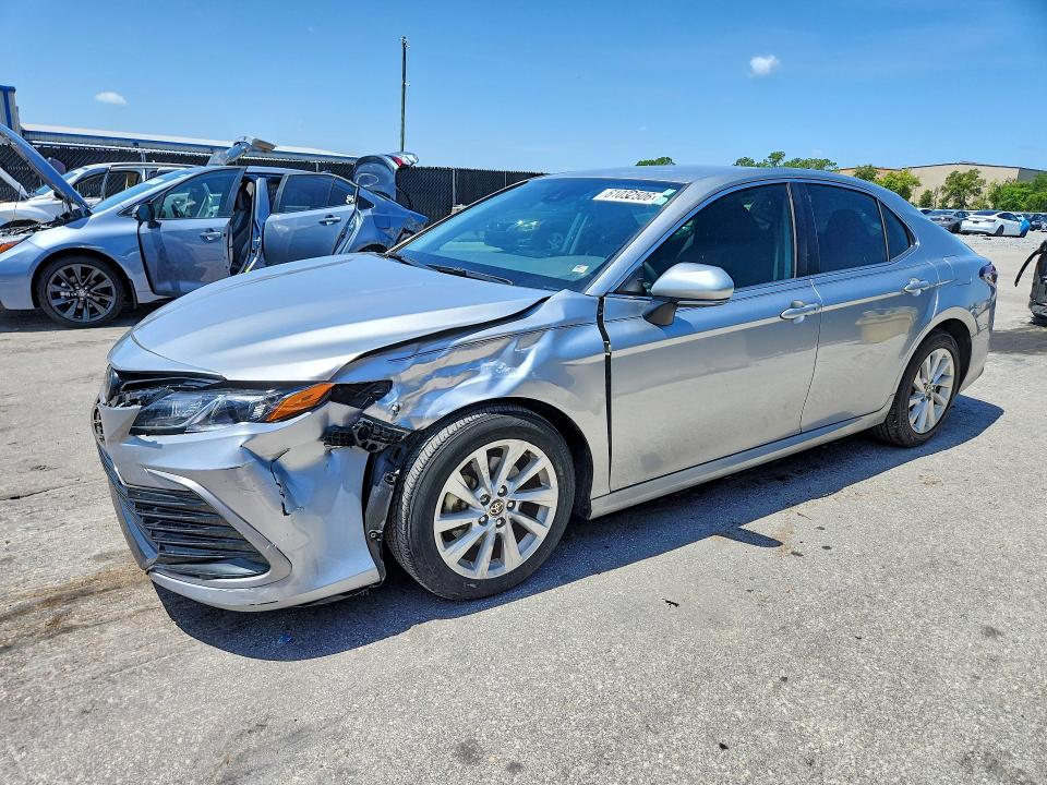 Auction sale of the 2024 Toyota Camry, vin: 4T1C11AK6RU860356, lot number: 61032506