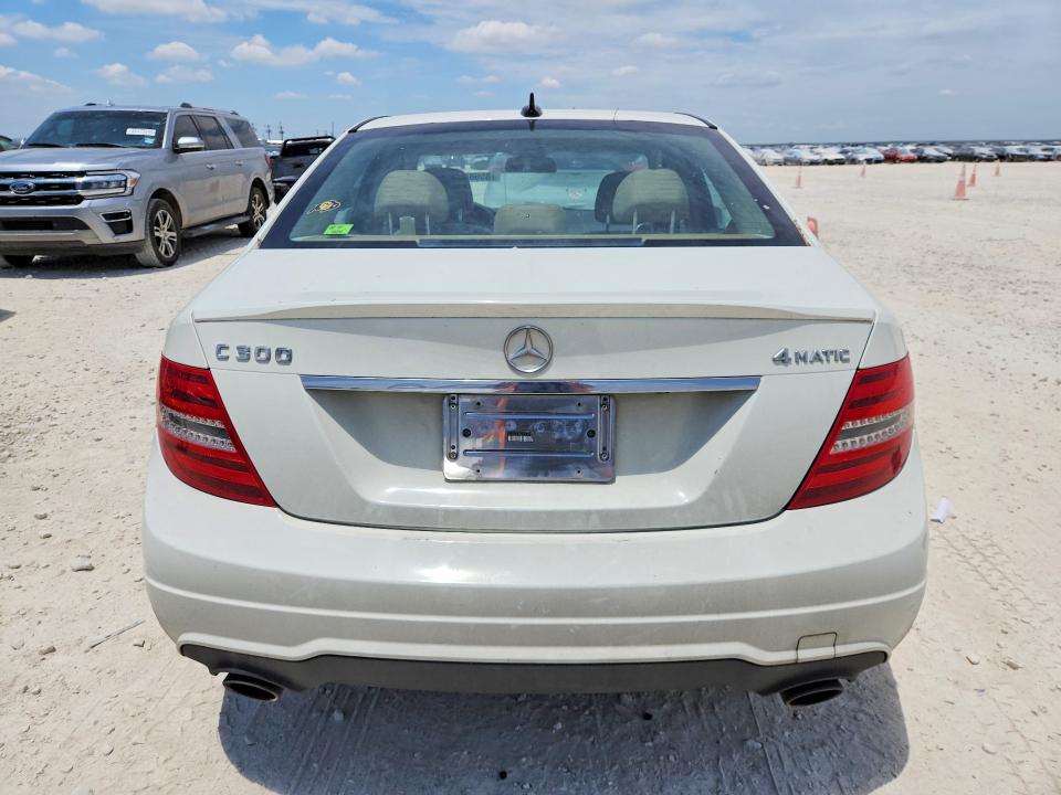 85980005 :رقم المزاد ، WDDGF8BB0CR192004 vin ، 2012 Mercedes-benz C مزاد بيع