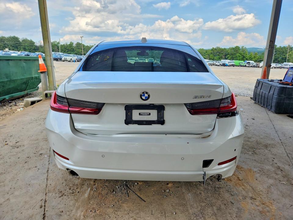 61103446 :رقم المزاد ، 3MW69FF01P8C92572 vin ، 2023 Bmw 330i مزاد بيع