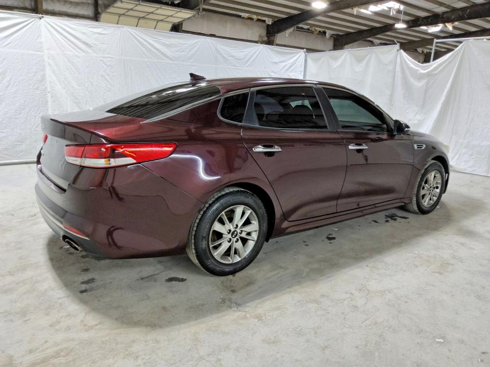 Продажа на аукционе авто 2017 Kia Optima, vin: 5XXGT4L32HG126079, номер лота: 73342915