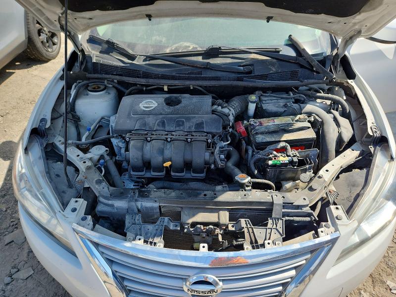 2015 Nissan Sentra მანქანა იყიდება აუქციონზე, vin: 3N1AB7AP7FL662689, აუქციონის ნომერი: 61791786