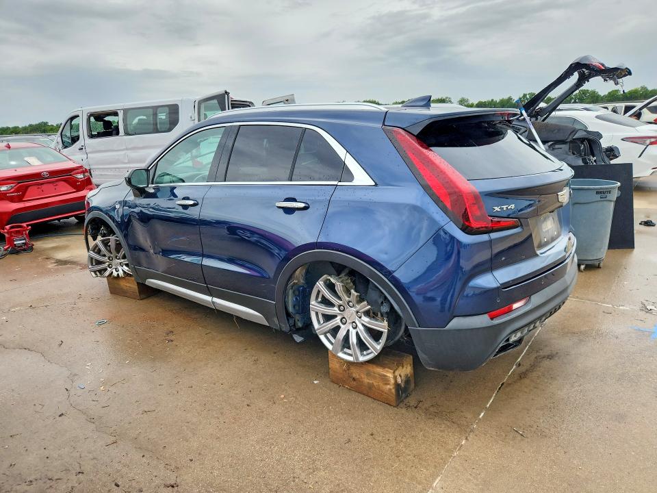 60660786 :رقم المزاد ، 1GYFZCR47KF158692 vin ، 2019 Cadillac Xt4 مزاد بيع