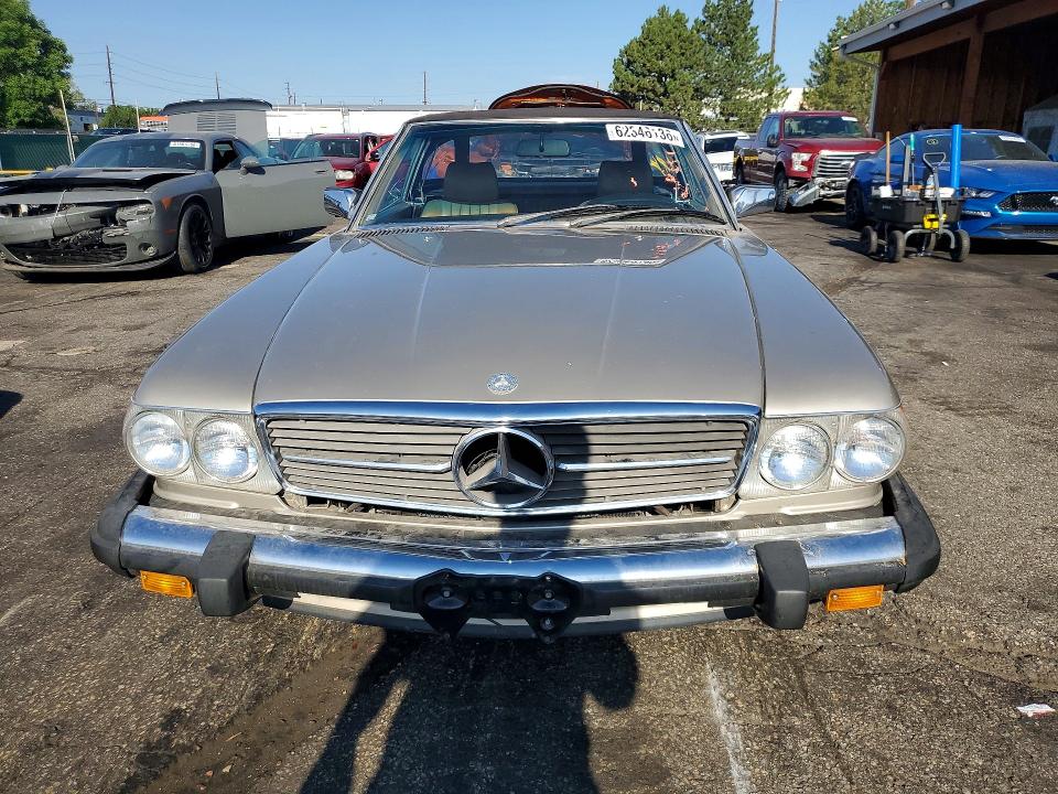1986 Mercedes-benz 560 მანქანა იყიდება აუქციონზე, vin: WDBBA48D5GA054398, აუქციონის ნომერი: 62346136