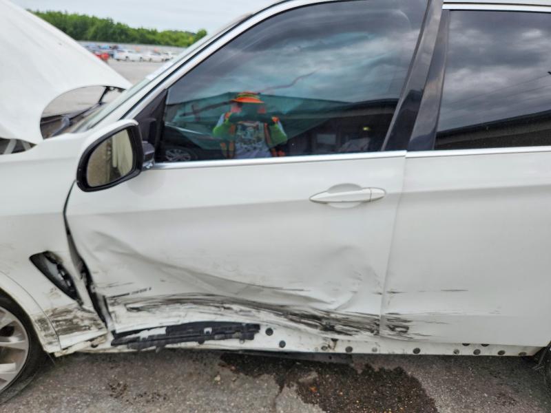 62319126 :رقم المزاد ، 5UXKR2C55J0Z18957 vin ، 2018 Bmw X5 مزاد بيع