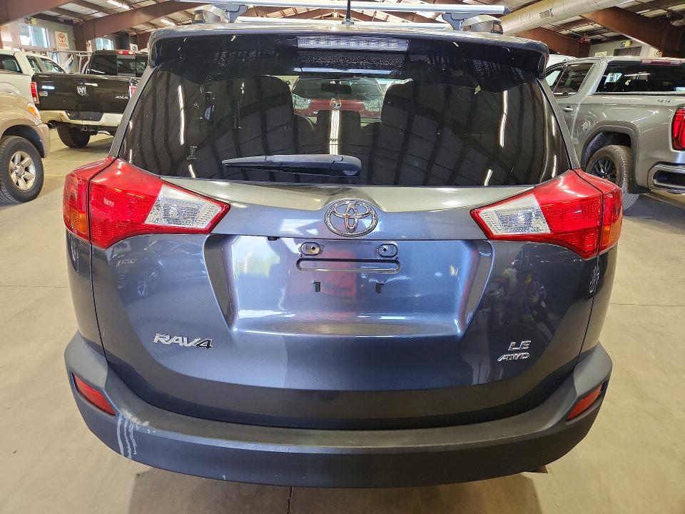 2015 Toyota Rav4 მანქანა იყიდება აუქციონზე, vin: JTMBFREVXFJ040217, აუქციონის ნომერი: 60547426