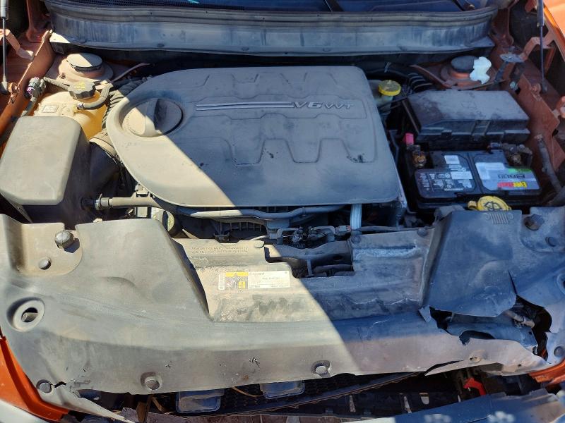 61941806 :رقم المزاد ، 1C4PJMBS5GW267448 vin ، 2016 Jeep Cherokee مزاد بيع