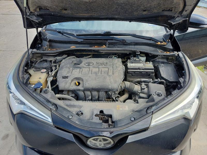 61123396 :رقم المزاد ، JTNKHMBX9J1007281 vin ، 2018 Toyota C-hr مزاد بيع