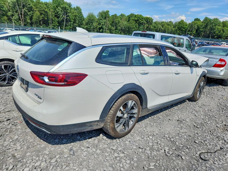 Продажа на аукционе авто 2018 Buick Regal Tourx, vin: W04GU8SX4J1128372, номер лота: 60171536