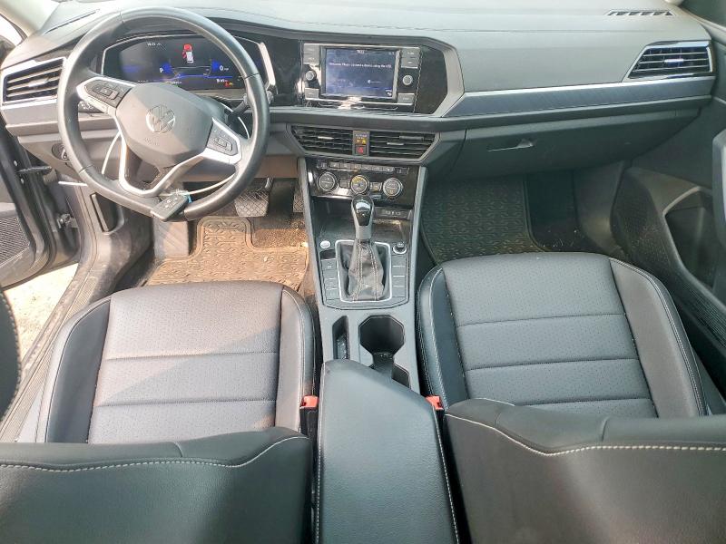 61510736 :رقم المزاد ، 3VW7M7BU5RM015497 vin ، 2024 Volkswagen Jetta مزاد بيع
