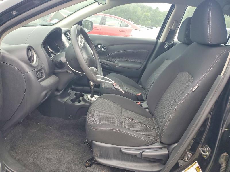 61624756 :رقم المزاد ، 3N1CN7AP2HL810797 vin ، 2017 Nissan Versa مزاد بيع
