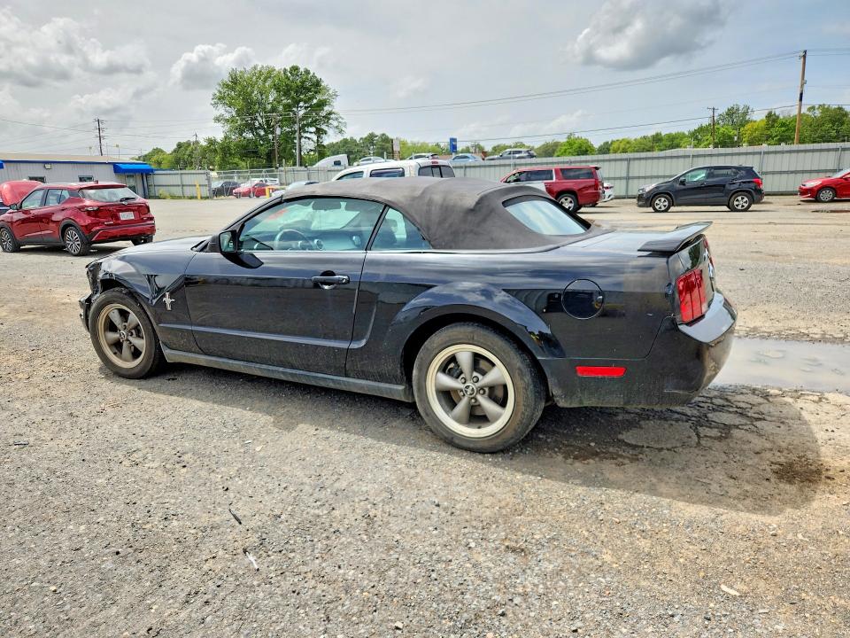 60898336 :رقم المزاد ، 1ZVHT84N165102754 vin ، 2006 Ford Mustang Convertible مزاد بيع