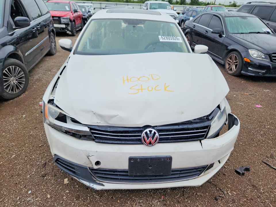 2014 Volkswagen Jetta მანქანა იყიდება აუქციონზე, vin: 3VWD17AJ8EM372217, აუქციონის ნომერი: 62805926