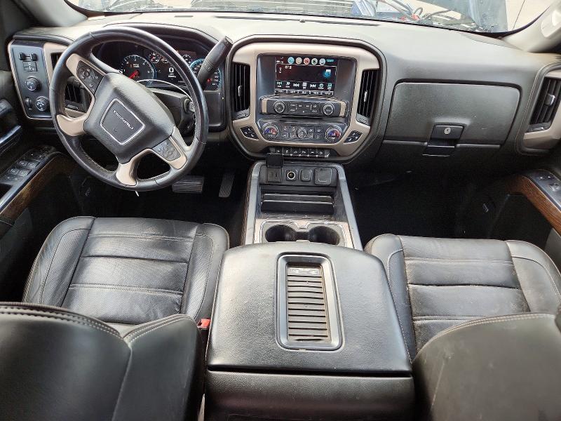 59073156 :رقم المزاد ، 3GTU2PEC8JG142293 vin ، 2018 Gmc Sierra مزاد بيع