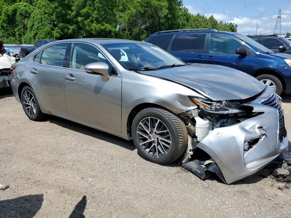 60503006 :رقم المزاد ، 58ABK1GG8GU035159 vin ، 2016 Lexus Es مزاد بيع
