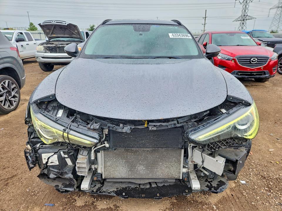 63343696 :رقم المزاد ، ZASFAKPN0J7C21117 vin ، 2018 Alfa Romeo Stelvio مزاد بيع