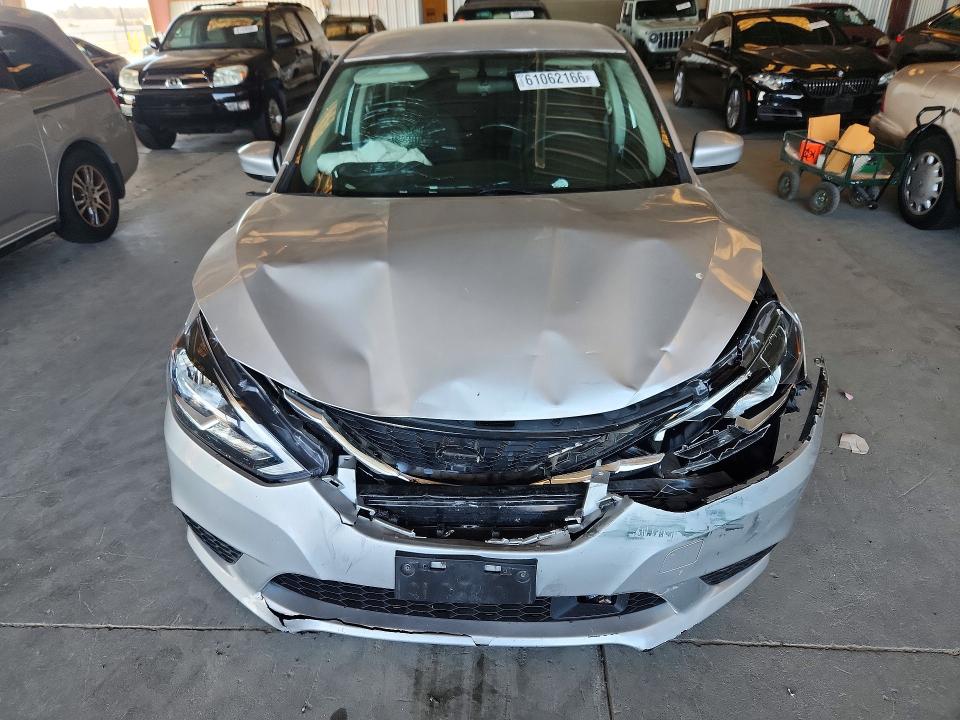 61062166 :رقم المزاد ، 3N1AB7AP7KY336453 vin ، 2019 Nissan Sentra مزاد بيع