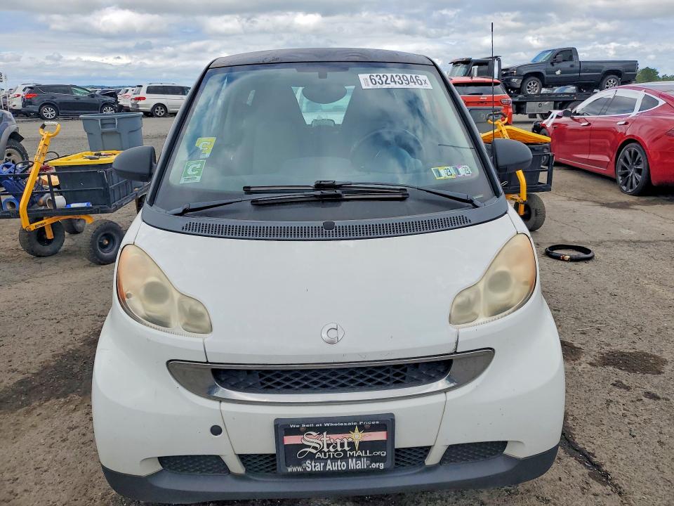 Aukcja sprzedaży 2011 Smart Fortwo, vin: WMEEJ3BA6BK439027, numer aukcji: 63243946