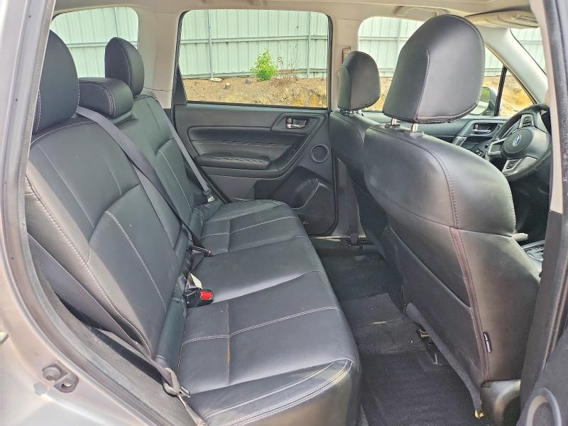 62314826 :رقم المزاد ، JF2SJAWC4HH556470 vin ، 2017 Subaru Forester مزاد بيع